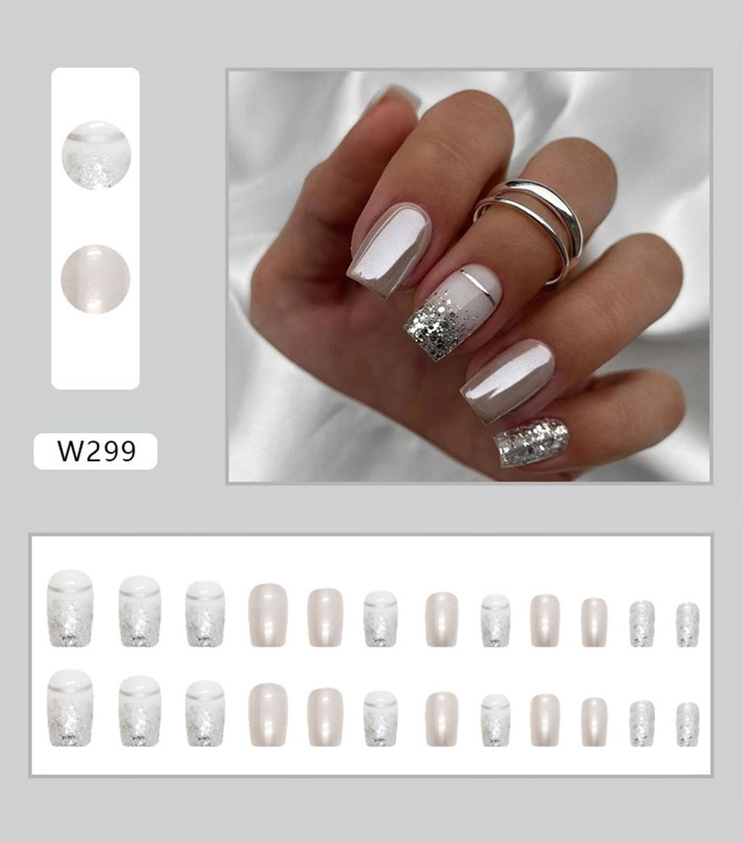24 Pcs Green Wearing Nails